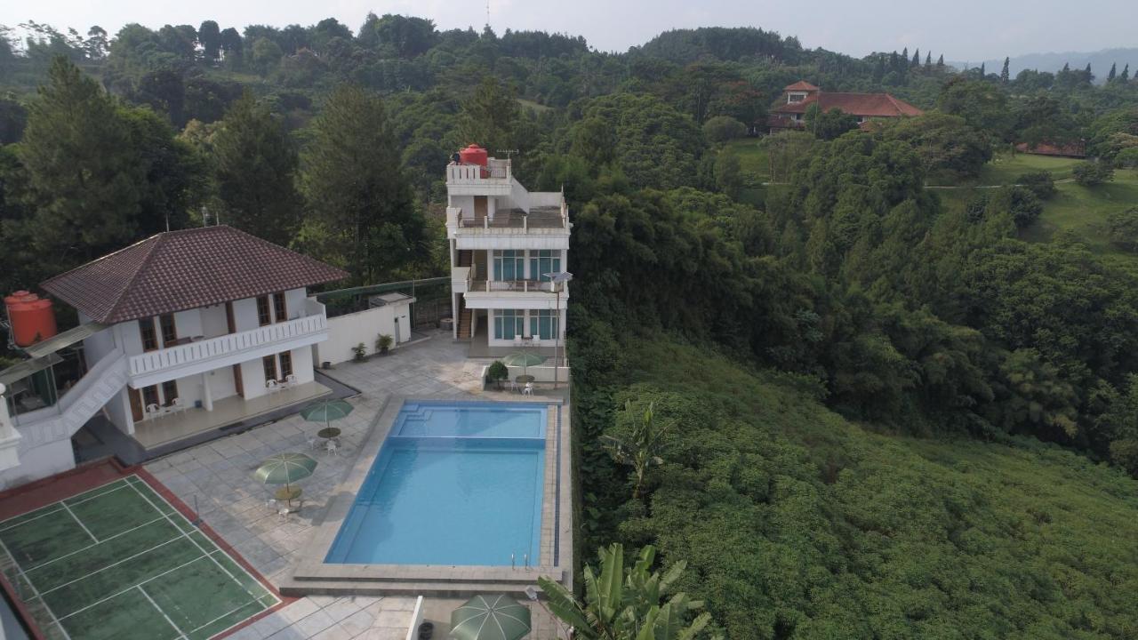 Villa Bukit Berkat Богор Экстерьер фото