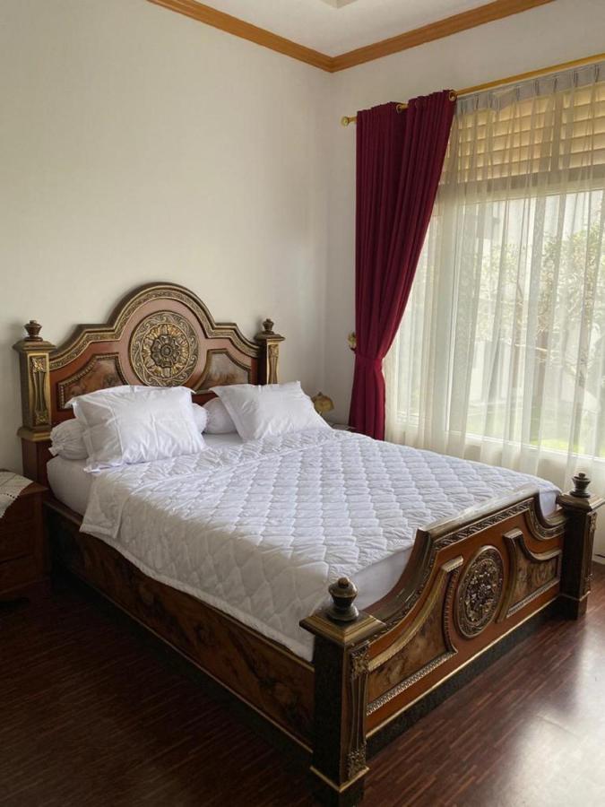 Villa Bukit Berkat Богор Экстерьер фото